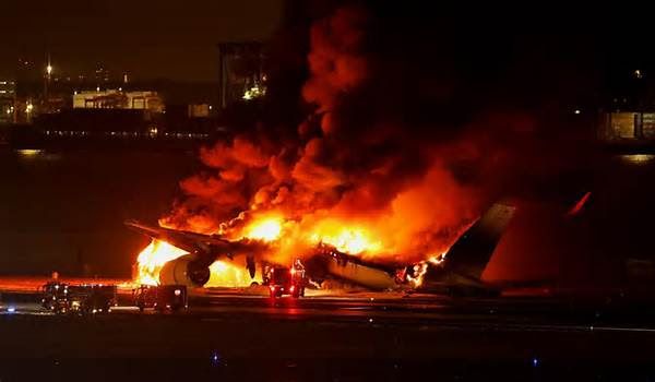 JAL Plane Fire at Haneda Airport